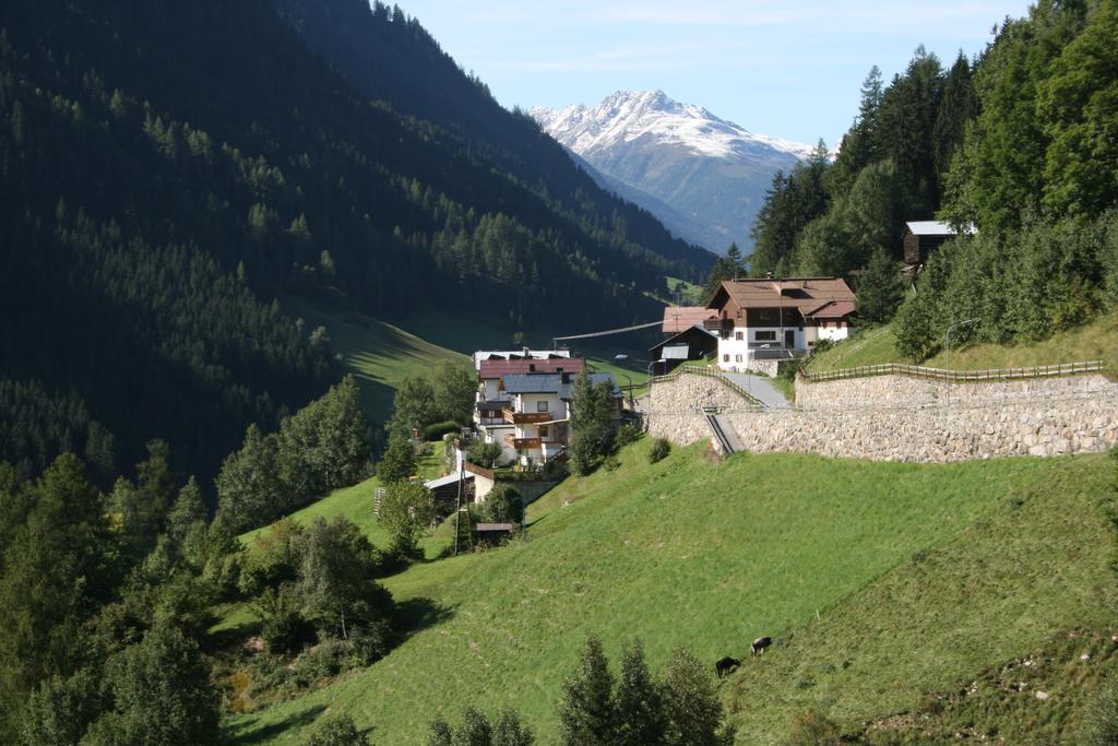 Apart Garni Dorfblick Hotel Kappl  Exterior photo